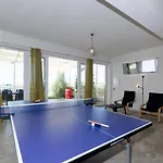 Padima فيلة *