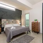 Padima فيلة شيكلي